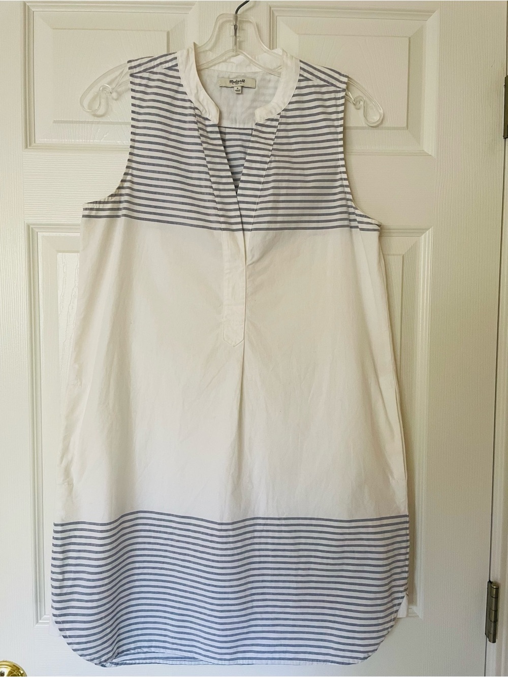 EUC Madewell Sleeveless Shirt Dress Blue White Stripe Poplin V Neck